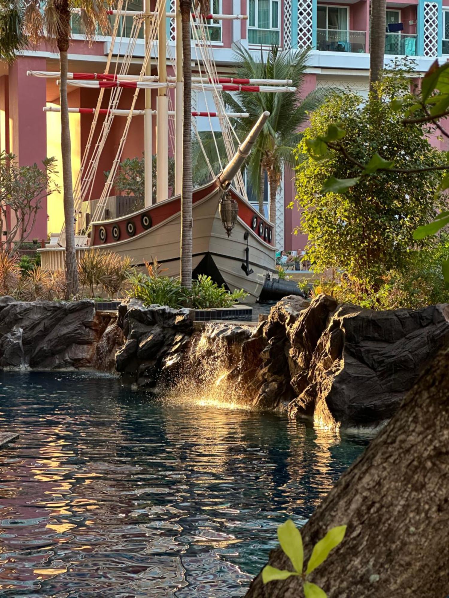 Grande Caribbean Resort Pattaya Εξωτερικό φωτογραφία
